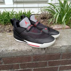Jordan 33 SE Black Cement Size 13