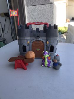 Playskool Castle With Knight And Dragon
