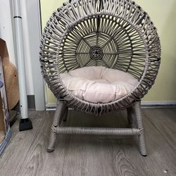 Cat Wicker Chair/Bed