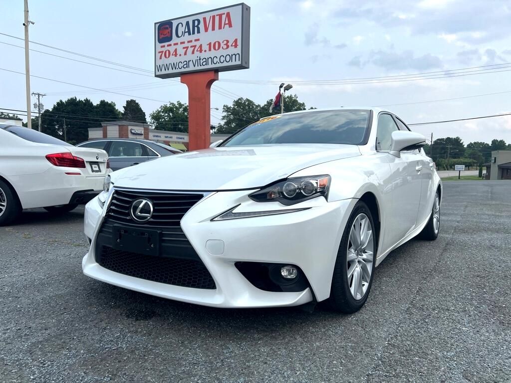 2016 Lexus IS