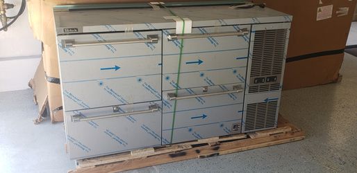 Dual zone self contained 2 door end wall