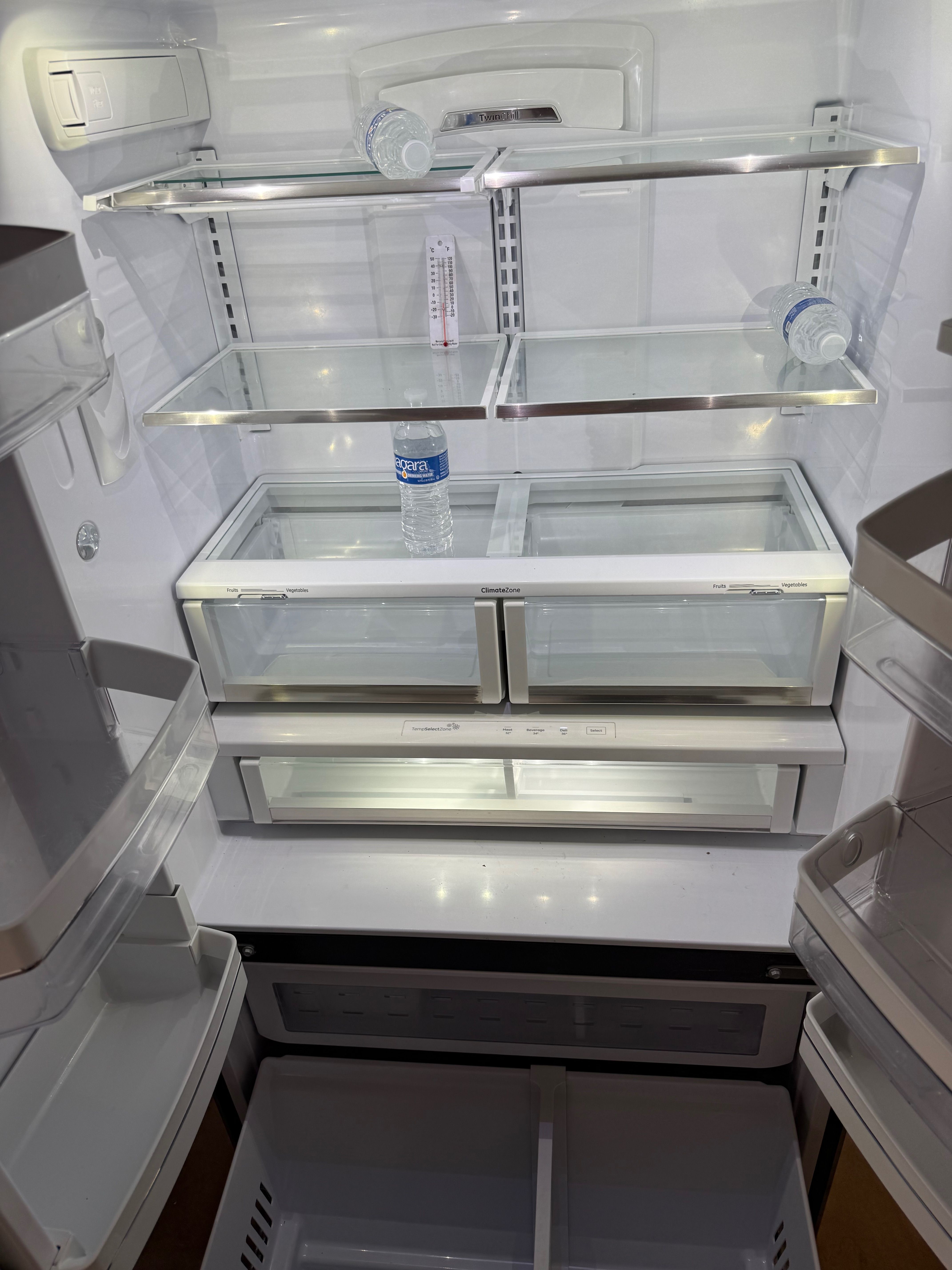 Monogram GE Counter-Depth French Door 23.1 CUFT Refrigerator FullY functional 70.5โ H x 36โ W x 31.5โ(with handles)