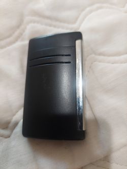 St Dupont Lighter & DuPont Cigar cutter