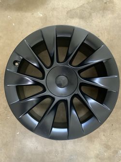 Tesla Model Y Rim 20