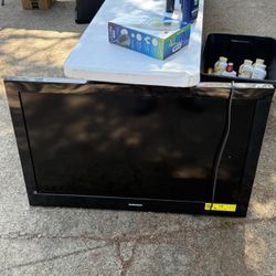 40’ Magnavox Tv