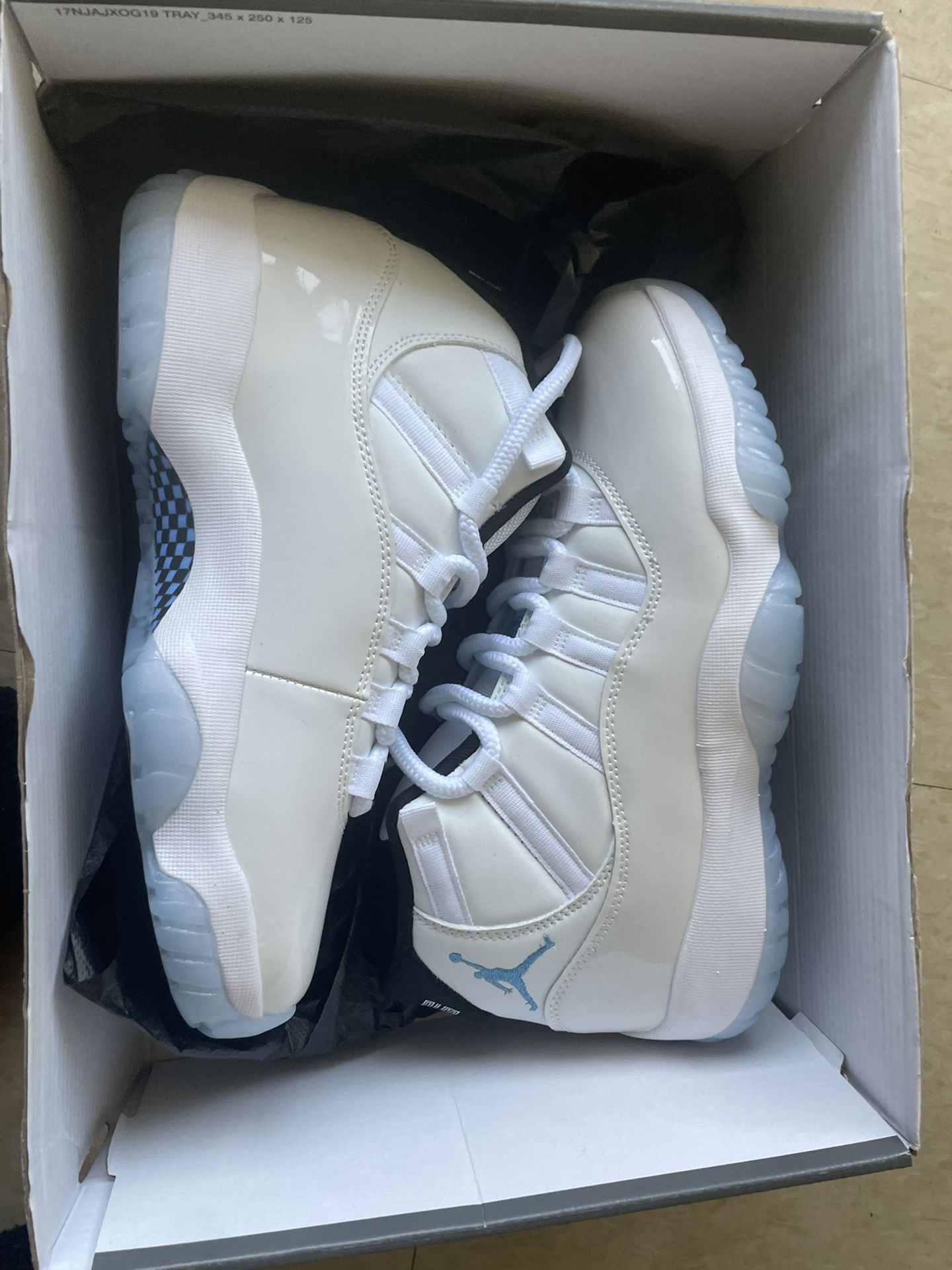 Air Jordan 11