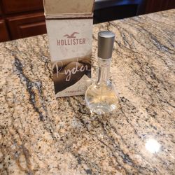 

Hollister Ryder Perfume  New In The Box $80