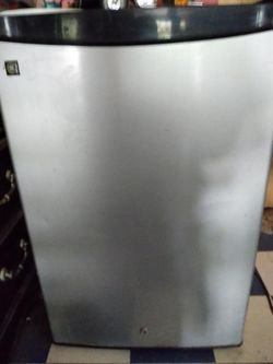 Mini Fridge
