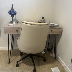 New Crème Office Chair 