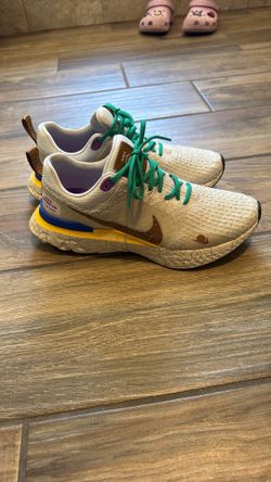 Nike React Infinity Run Flyknit Size 9.5