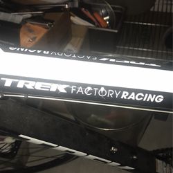trek racing bike 