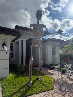 Skeleton 12 Feet Giant sized with LCD eyes
