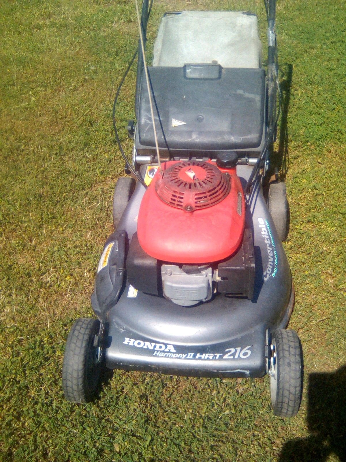 Honda Harmony hrt 216 selfpropelled lawn mower 200 for Sale in West