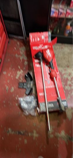 Milwaukee 18 volt Cordless String Trimmer