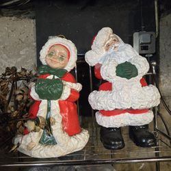 Ceramic missus and mister clause