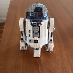 Lego R2D2