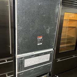 Sub Zero 36”Wide Built In Bottom Freezer Panel Ready Refrigerator