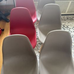 6 Mid-century plastic dining chairs