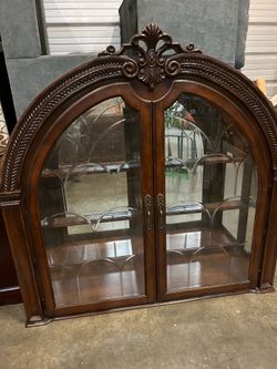 Bernhardt Grand Savannah china cabinet