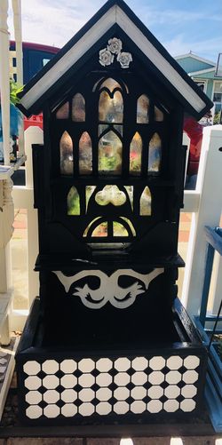 PLANT STAND W/ PLANTER BOX