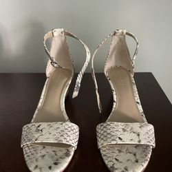 Women’s Snakeskin wedges 