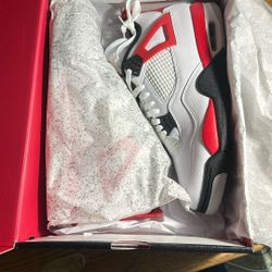 Nike Jordan 4 Retro
