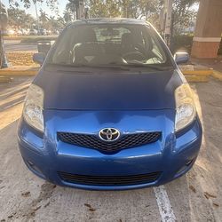TOYOTA YARIS 2009