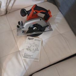 Milwaukee M18 Cordless Circular Saw