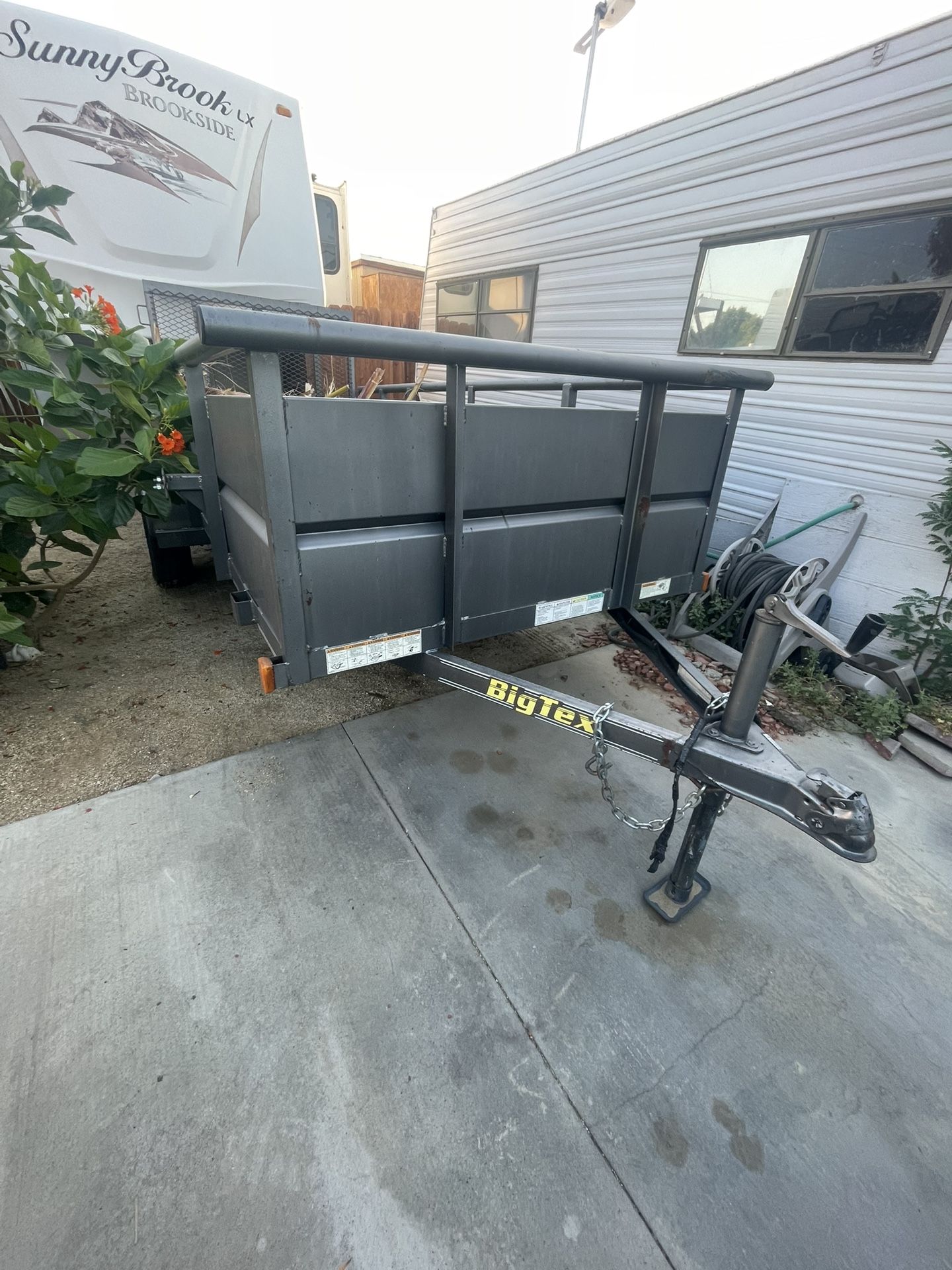 Trailer