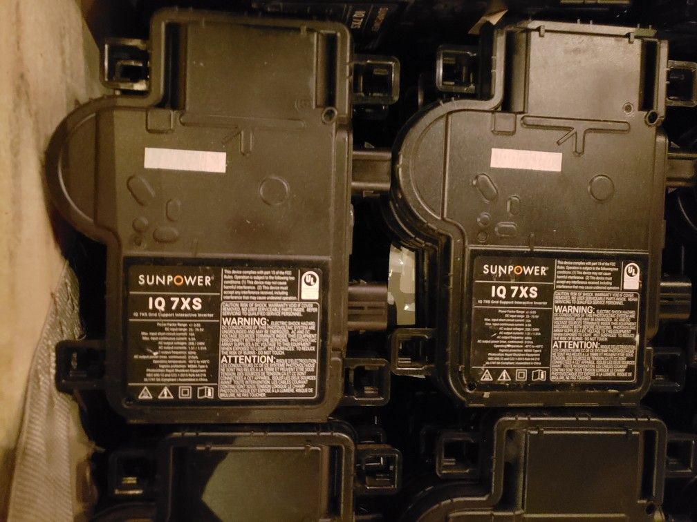 SUNPOWER microinverter IQ7XS