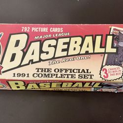 Box Of Random Baseball Cards 