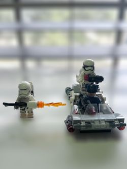 LEGO Star Wars First Order Speeder
