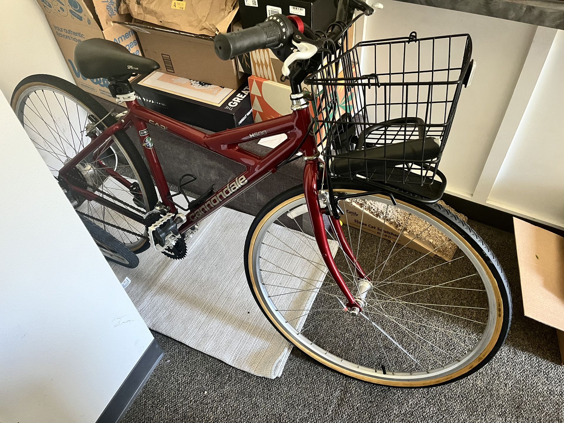 City Bike. Cannondale H500 16”/40.6cm