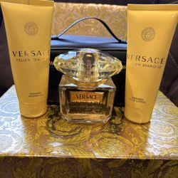 Versace Yellow Diamond Perfume Set 