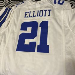 Cowboys jersey. XL, White& Blue
