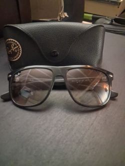 Ray-Ban