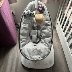 Mamaroo Infant Swing