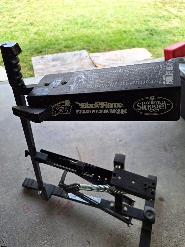 Black Flame Ultimate Pitching Machine for Sale in Whittier, CA OfferUp