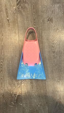 1 Yucca Fin size Large Blue Pink Yellow