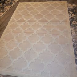 Carpet white