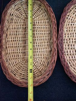 Vintage set of 2 like new wicker basket trays