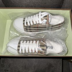 Burberry Shoes 