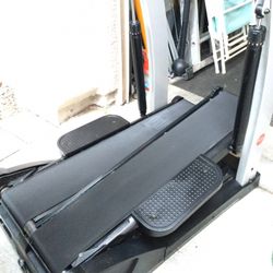 Bow flex Treadmill Tc 3000
