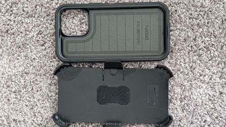 iPhone 13 ProMax OtterBox Defender Pro Phone Case Black
