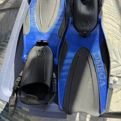 Omega Amphibians Flip Fins 