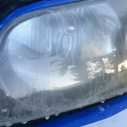 Mobile Headlight Restoration 
