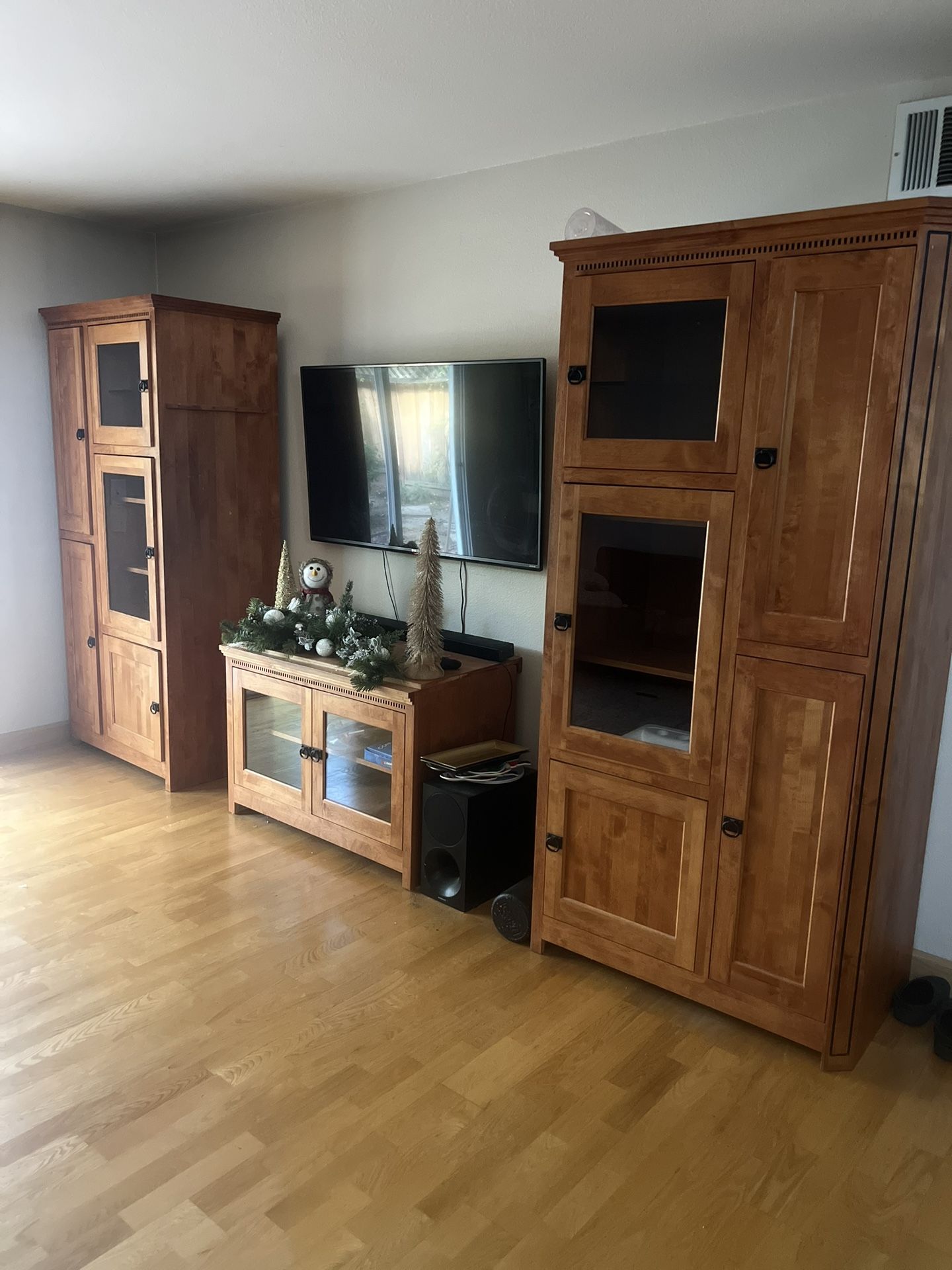 Beautiful Solid Wood Entertainment Center – 3-Piece Matching Set