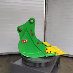Mini Excavator Hitachi ZX-50 Bucket GP 18-inches Width. Without the Pin.