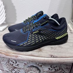 Brooks Adrenaline 21  Mens size 11