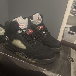 og jordan 5 black metallics 